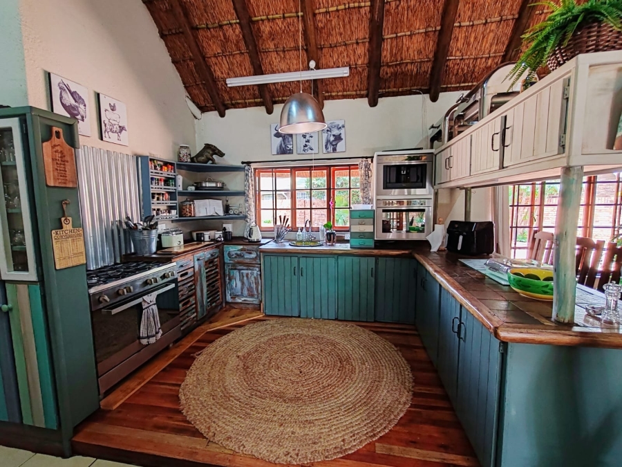 4 Bedroom Property for Sale in Van Der Hoff Park North West